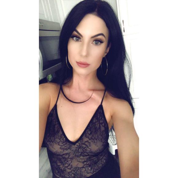 Meet your Posher, Saige - Picture 1 of 1